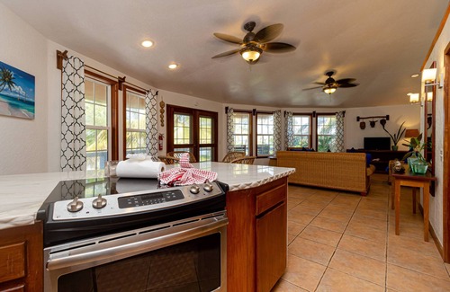 San Pedro Resort | 2 Bedroom Oceanfront Suite at White Sands Cove