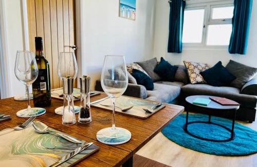 Great Yarmouth Apartment | 2 bedroom Scratby chalet holiday park close to beach