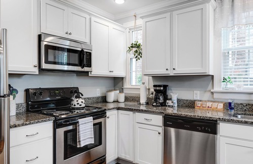 Mary Munford Villa | 2-bedroom villa minutes from Carytown, VCU, UofR, & Richmond Convention Center