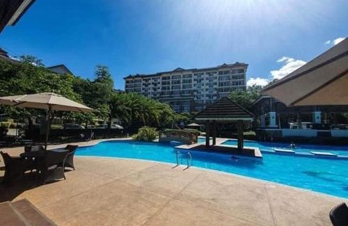 Cebu Apartment | 2 BR -One Oasis Condo (Resort)