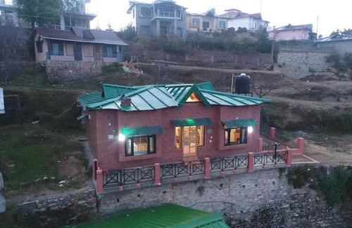 Mukteshwar Villa | 2 BR Sky Cottages In Mukteswar