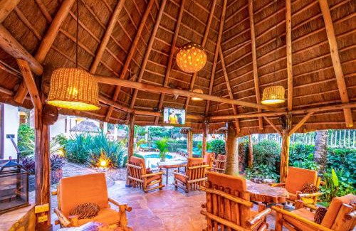 Entebbe Resort | 2 Friends Beach Hotel
