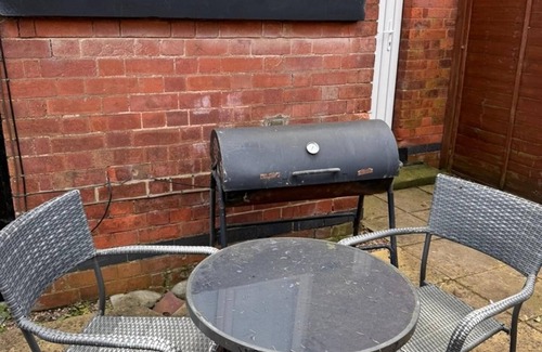 Derby Apartment | 2 Guests - Free Parking - 6min to Derbion Centre