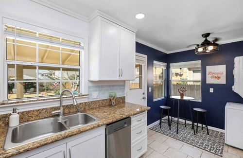Norwalk House | 2 Homes in One! 2 Kitchens Huge Outdoor Retreat