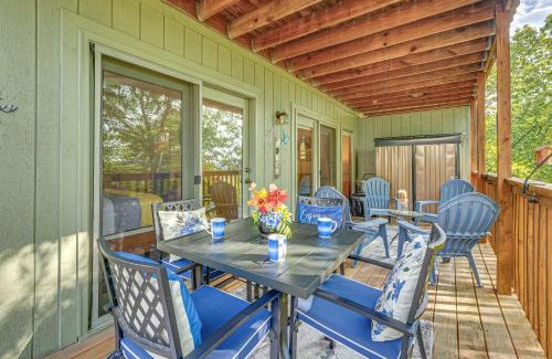 Notch Estates Apartment | 2 Mi to Silver Dollar City Inviting Family Escape