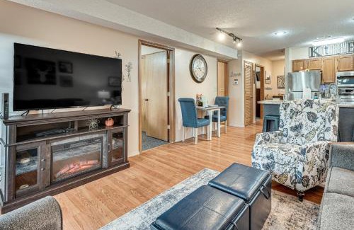 Notch Estates Apartment | 2 Mi to Silver Dollar City Inviting Family Escape