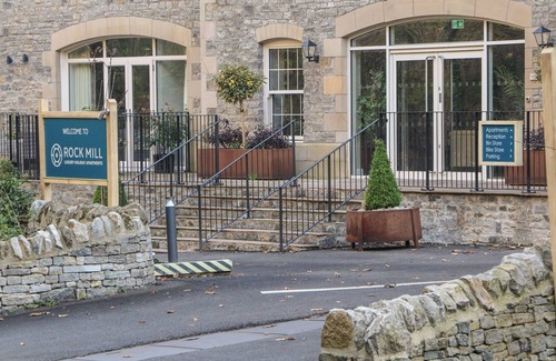 Stoney Middleton Cottage | 2 Rock Mill Holiday Apartments