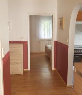 Rudow Apartment | 2 Zimmerwohnung am Flughafen Schönefeld