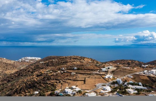 Platis Gialos House | 200 m² House ∙ 4 bedrooms ∙ 11 guests