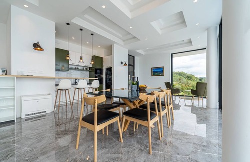Trebesinj Villa | 200 m² Villa ∙ 4 bedrooms ∙ 8 guests
