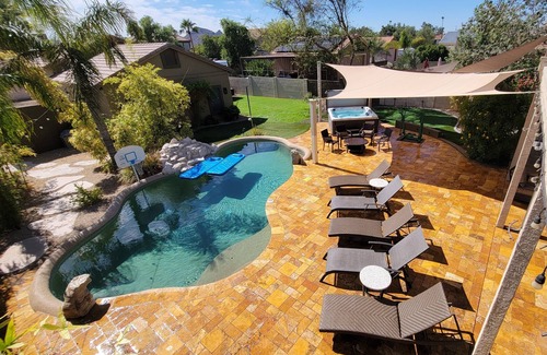 Paradise Valley Village House | ⭐️⭐️⭐️⭐️⭐️ 200K FULL ARCADE -VR Roller Coaster-Jurasic Park-Carousel-Golden Tee