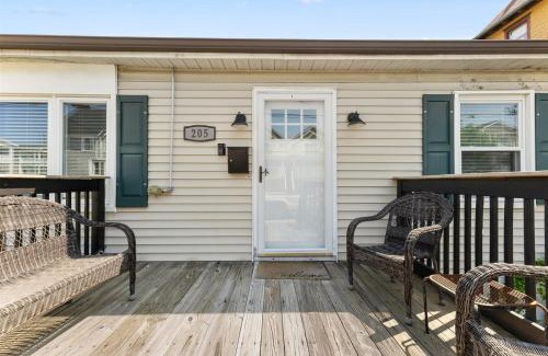 Cape May - Wildwood Apartment | 205 E Magnolia Ave