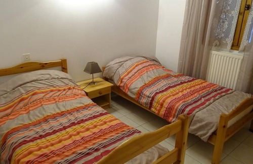 Senaillac-Lauzes House | 205 m² House ∙ 8 bedrooms ∙ 17 guests