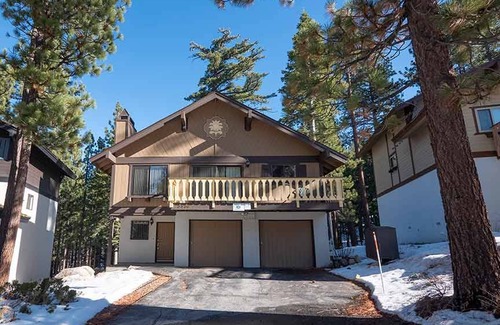 Tahoe Tyrol House | 209 m² House ∙ 3 bedrooms ∙ 10 guests