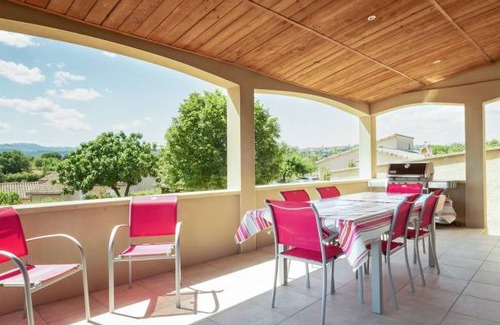 Aubenas House | 210 m² House ∙ 3 bedrooms ∙ 8 guests