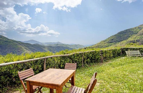 Pigna Villa | 220 m² Villa ∙ 6 bedrooms ∙ 16 guests