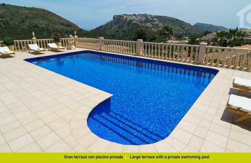 Paichi Villa | 227 m² Villa ∙ 4 bedrooms ∙ 8 guests