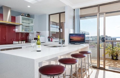 Nelson Bay Apartment | 23 'The Commodore' 9-11 Donald Street - delightful unit with gorgeous water views