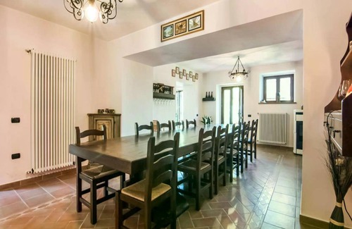 Tavoleto Villa | 230 m² Villa ∙ 4 bedrooms ∙ 11 guests