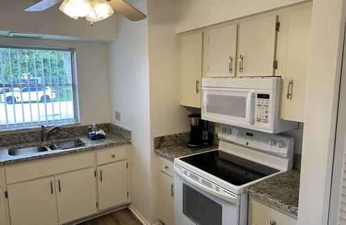 Caloosahatchee Cottage | 25% Fall Discount! Wanna Getaway!?!