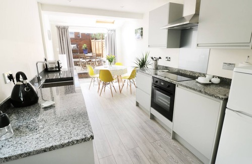 City Centre Cottage | 25 Shakespeare Street