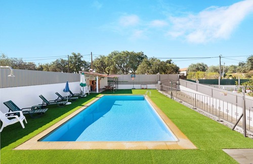 Vila Nogueira de Azeitao Villa | 250 m² Villa ∙ 6 bedrooms ∙ 14 guests