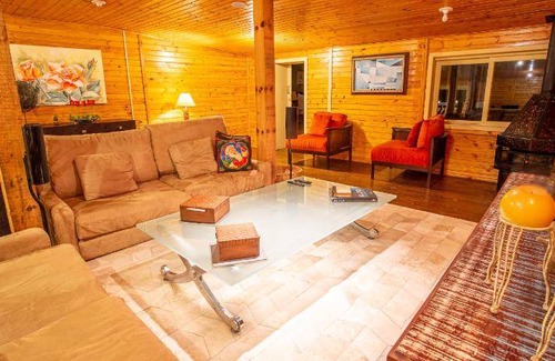 Vacas Gordas Cabin | 260 m² Lodge ∙ 3 bedrooms ∙ 8 guests