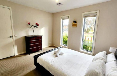 St. Albans House | 266 m² House ∙ 4 bedrooms ∙ 8 guests