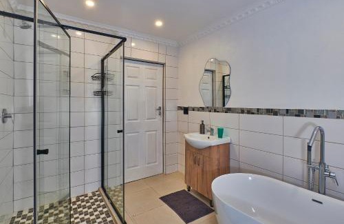Northcliff Apartment | 27 Musilis