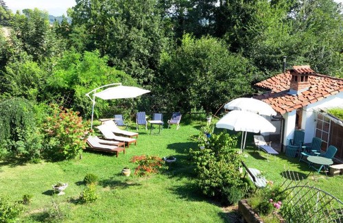 San Damiano dʼAsti House | 270 m² Farmhouse ∙ 6 bedrooms ∙ 11 guests
