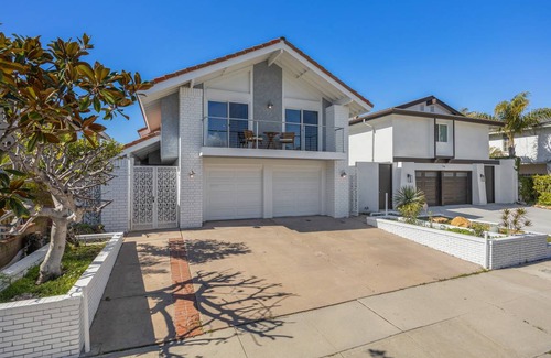 Channel Islands House | 271 m² House ∙ 4 bedrooms ∙ 11 guests