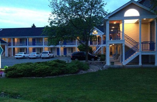 Fontana-on-Geneva Lake Hotel | 29 m² Motel ∙ 4 guests