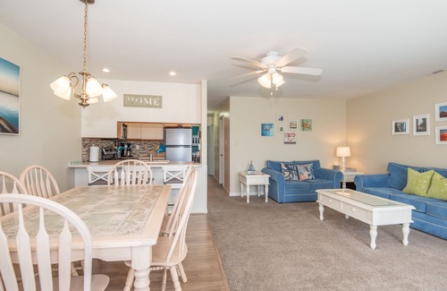 North Wildwood Condo | 2BR/2BA Condo NORTH WILDWOOD