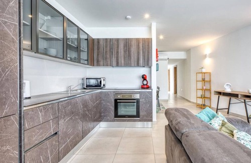 Pieta Apartment | 2BR Penthouse with views overlooking Pietà Marina!