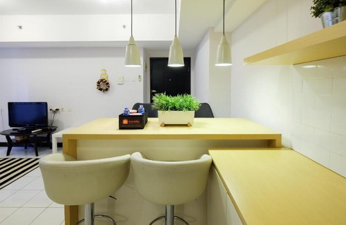 Karet Apartment | 2BR Pool View @ The Wave Apartment near Epicentrum Kuningan By Travelio