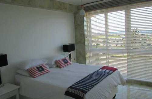 Humewood Apartment | 2Oh!OneTheSands