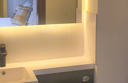 Swindon Apartment | 2Old Town Superior Room,En-suite,High Speed WiFi