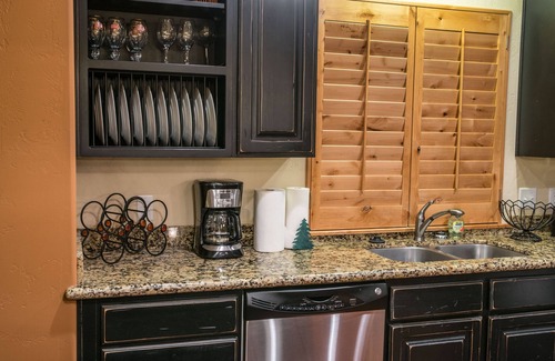 Bear Hollow Village Condo | 3-bedroom 2-bath. Best Bear Hollow top floor unit with mountain views.