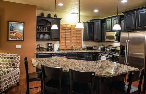 Bear Hollow Village Condo | 3-bedroom 2-bath. Best Bear Hollow top floor unit with mountain views.