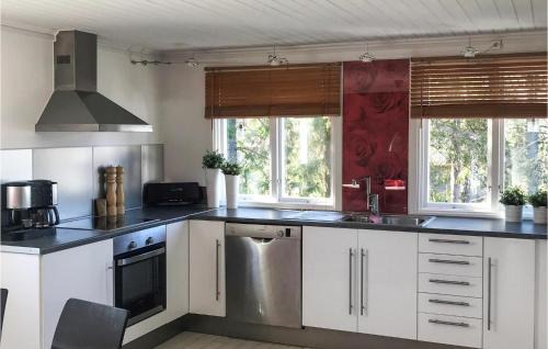 Monsteras House | 3 Bedroom Cozy Home In Mönsterås