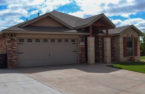 Midland House | 3-bedroom house in lovely Midland