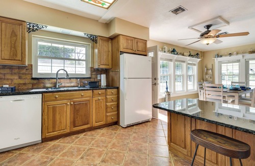 Tavares Cottage | 3 Bedroom Lakefront Retreat Near Downtown Tavares