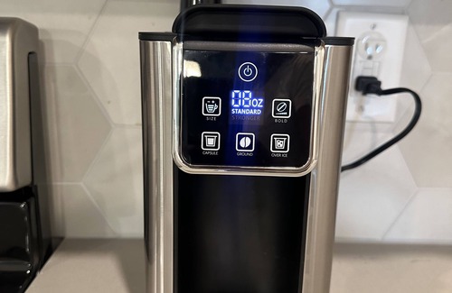 Antioch House | 3 bedroom Luxury House with AC,WiFi, free laundry and garage. Enjoy your stay