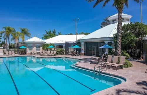 Windsor Palms Apartment | 3 Bedroom Resort Style Condo, 3 Miles to Disney!