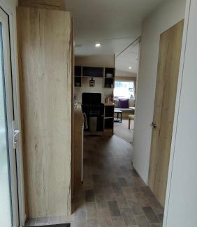 Prestonpans Resort | 3 Bedroom Stylish Caravan - Vans With Business Sign Not Allowed