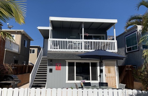 Mission Beach Condo | 3 BR on Jersey Ct just steps to the Beach & Ocean View