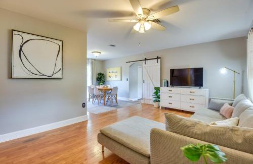 Palmetto House | 3 Mi to Riverwalk Pet-Friendly Home with Yard!