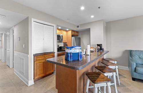 Tavernier Apartment | 3 Oceanview Suites! Pool, Marina, Beach & Water Activities!