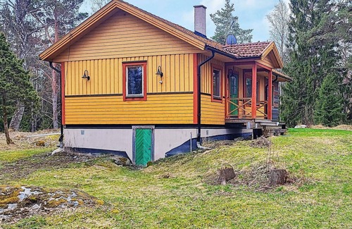 Sodersvik House | 3 person holiday home in NORRTÄLJE