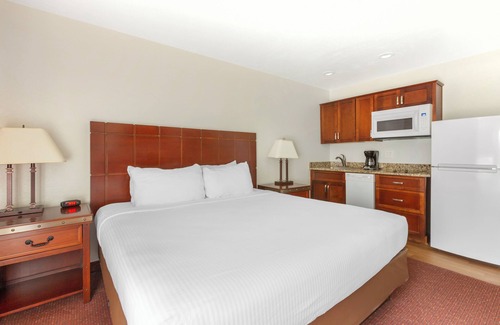 Kohls Ranch Resort | 3 Serene Units, Restaurant, Close to Mongollon Rim Visitor Center!